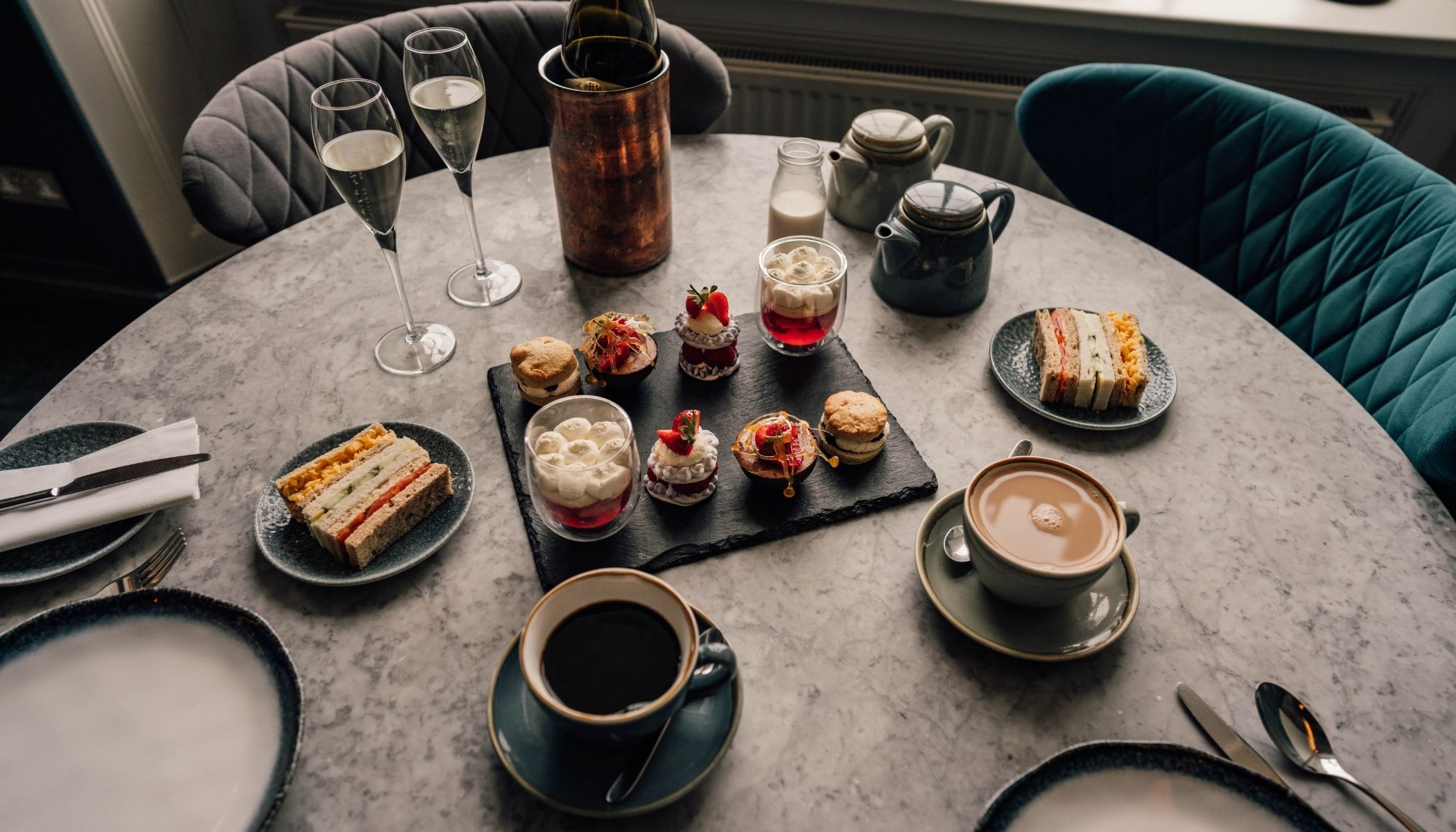 Afternoon Tea with Prosecco