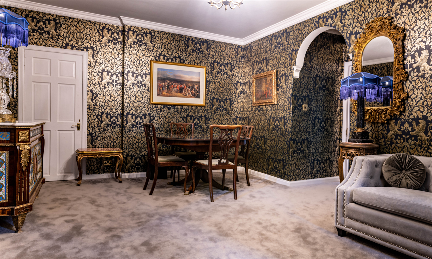 2 bedroom suite at Melville Castle