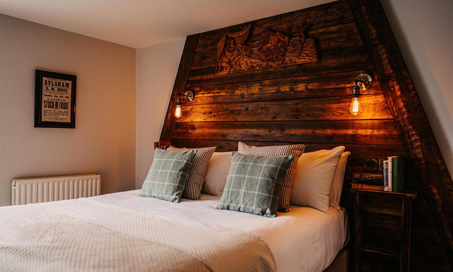 Sea View Double Bedroom at The Ship Inn with reclaimed wood headboard