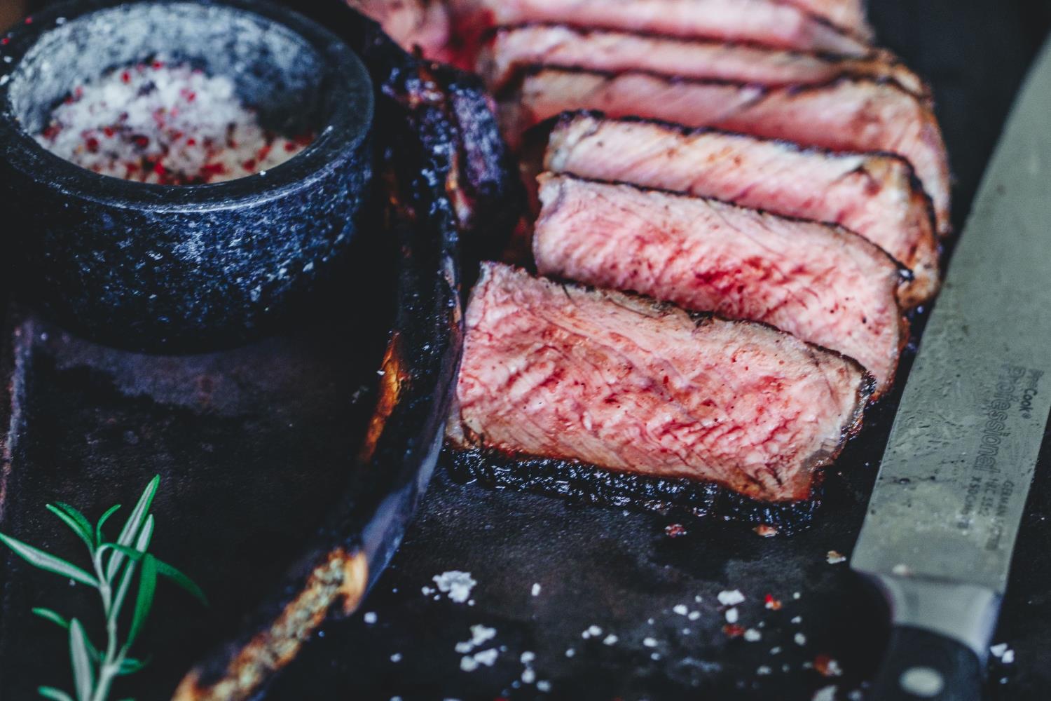 Chateaubriand steak at The Elephant Hotel