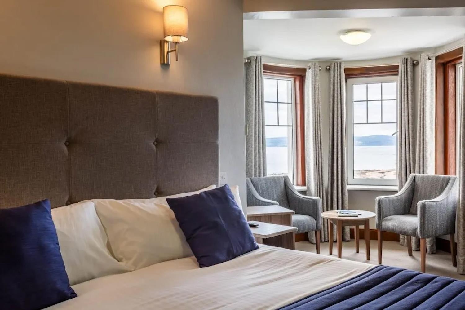Sea View Bedroom at Kinloch Hotel 