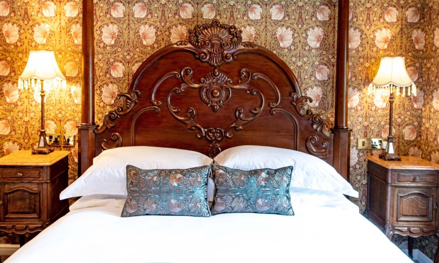 Classic Bedroom at Melville Castle