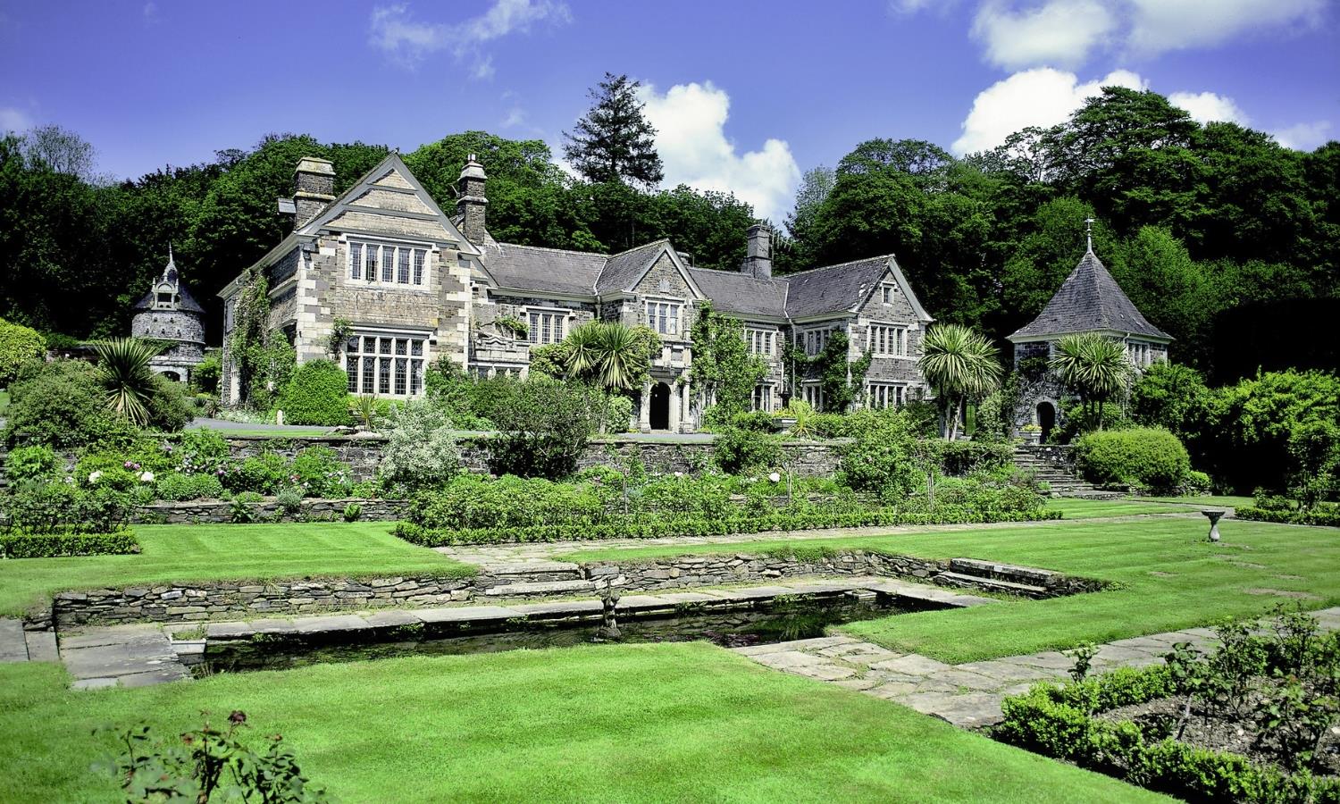 Lewtrenchard Manor