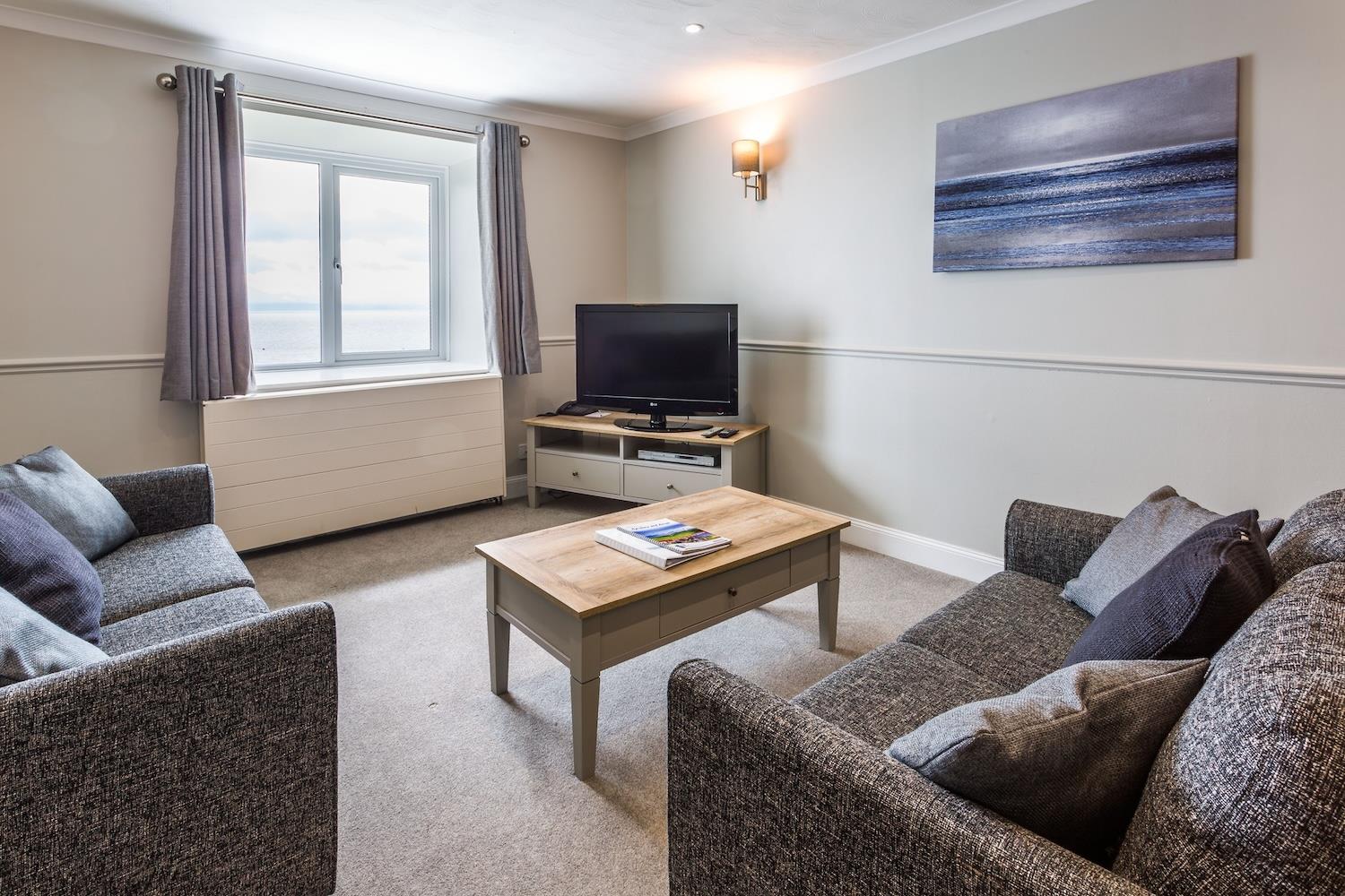 Cosy Self Catering Apartment at Kinloch Hotel
