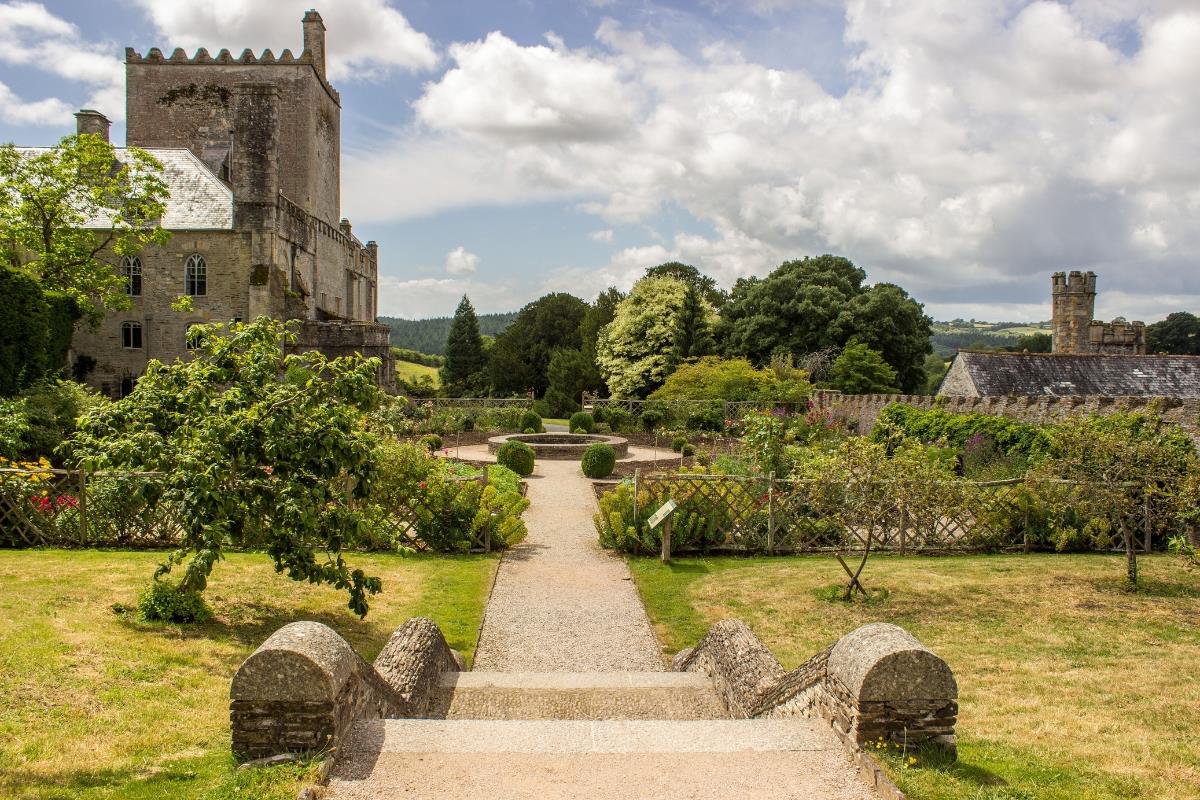 Buckland Abbey gardens