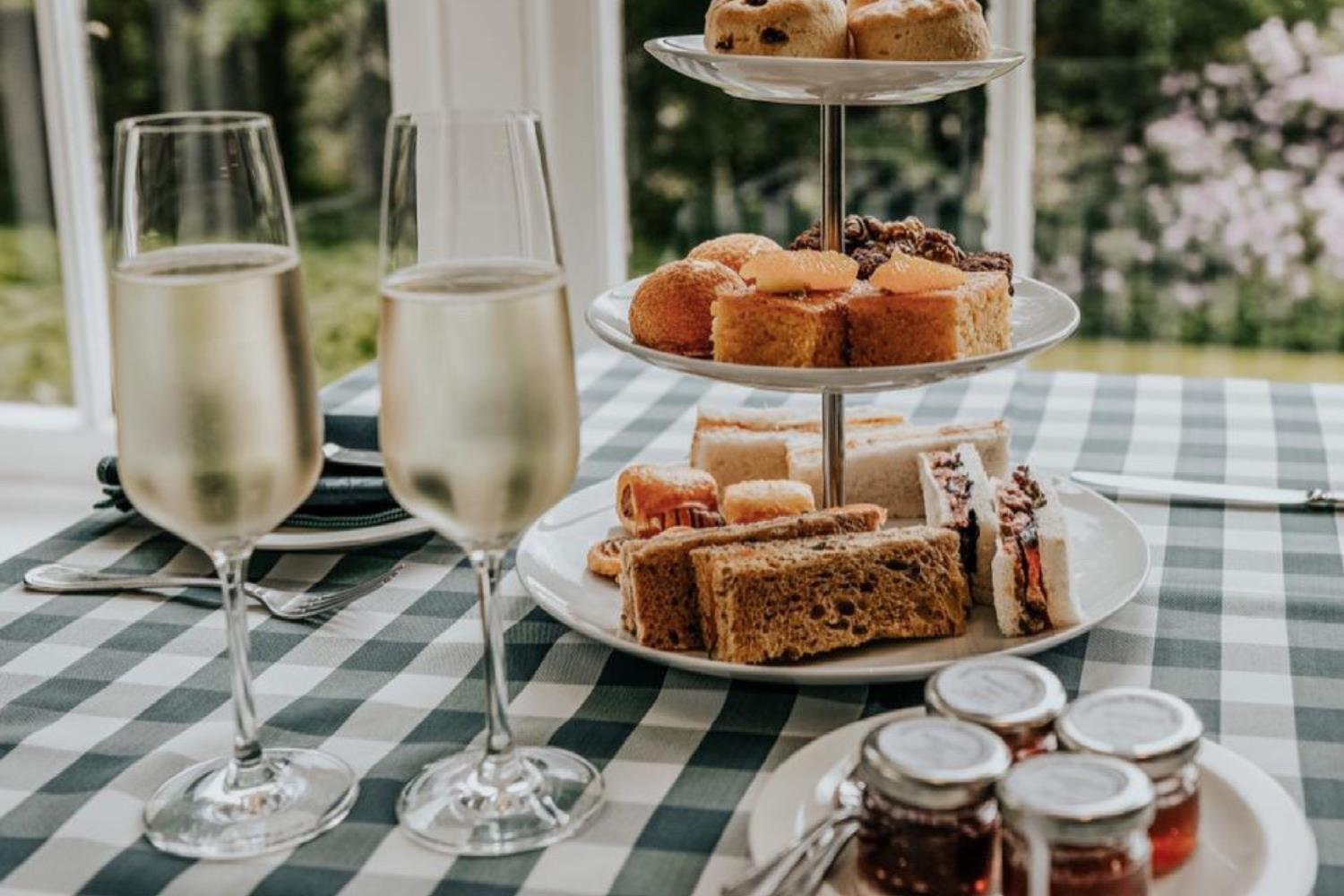 Afternoon tea with two flutes of Prosecco at Forss House Hotel