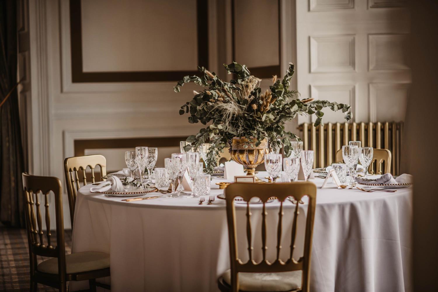 Place setting at Auchen Castle