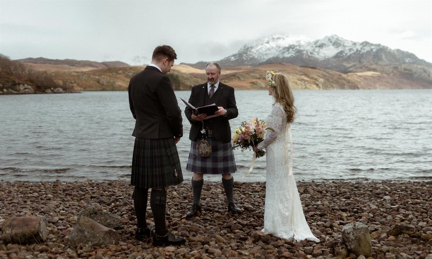 Couple getting married at Shieldaig Lodge hotel near Gairloch