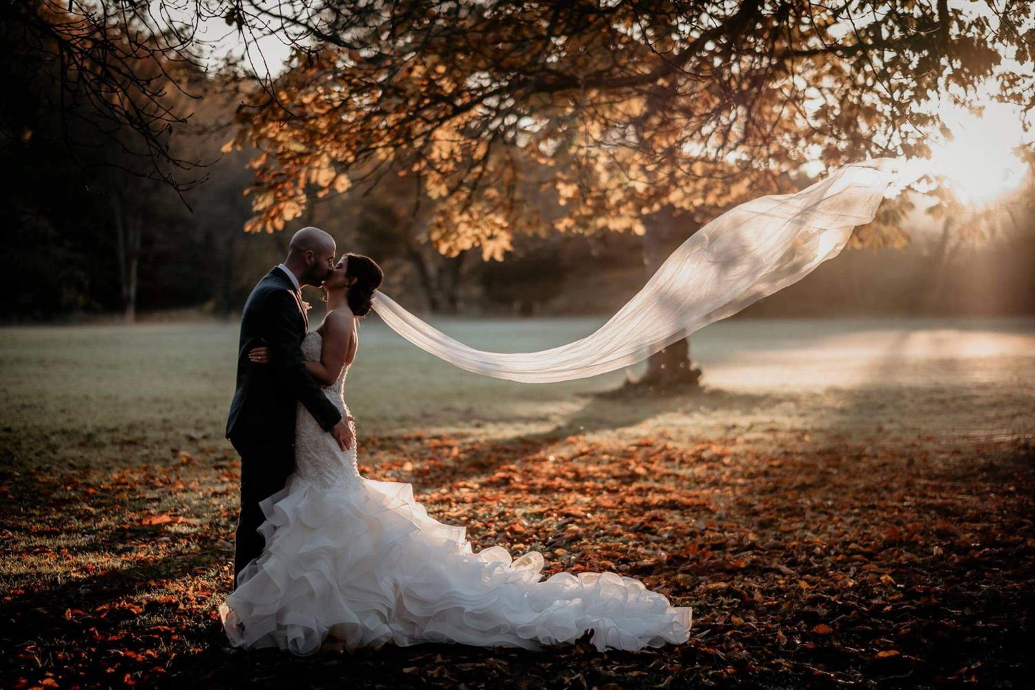 Wedding couple in the grounds of Melville Castle