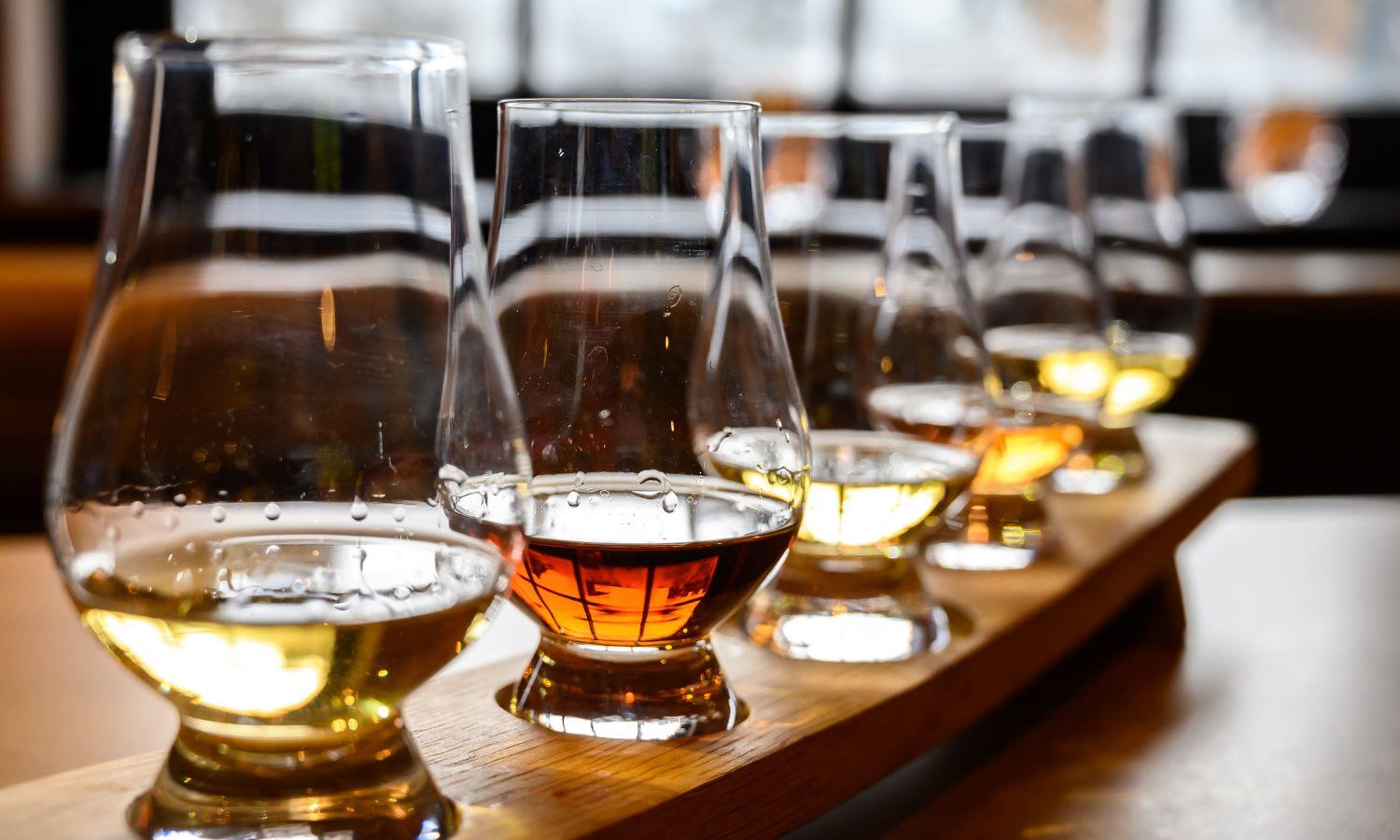 Five drams of whisky lined up for whisky tasting experience