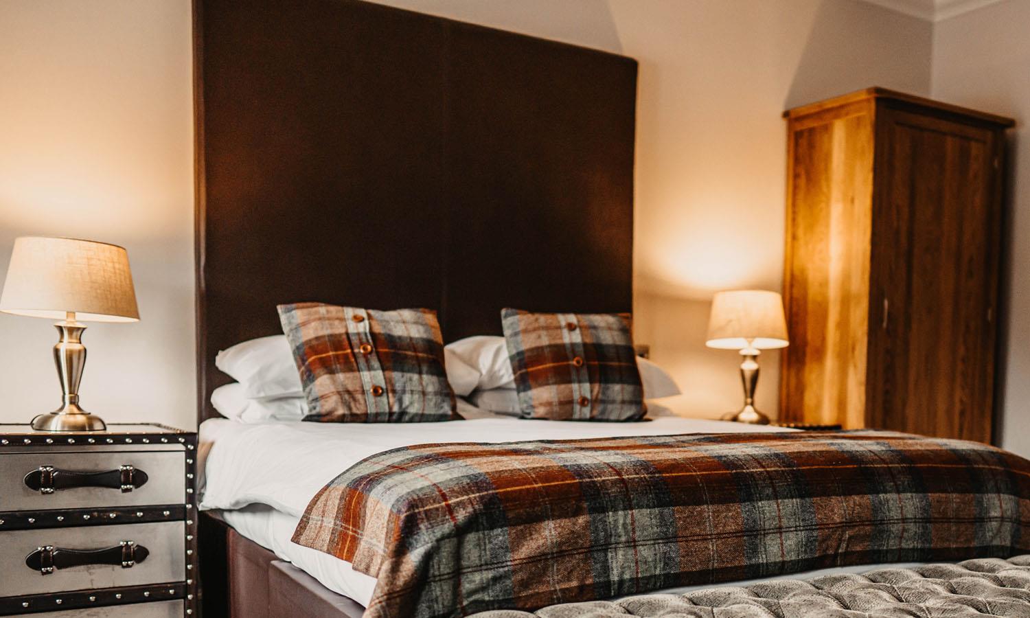 Classic double Room at Broadford Hotel