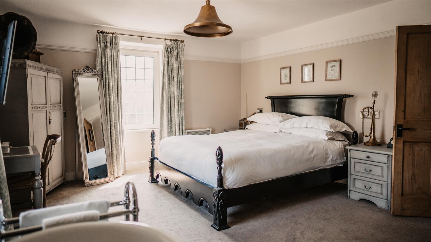 Double bedroom at Widbrook Grange hotel near Bath