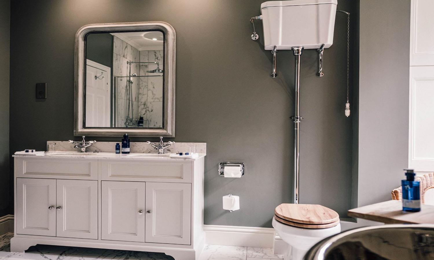 Radclyffe Bathroom at Forss House