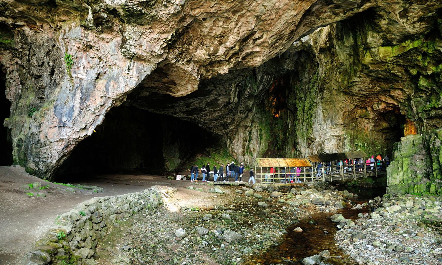 Entrance to Smoo Cave