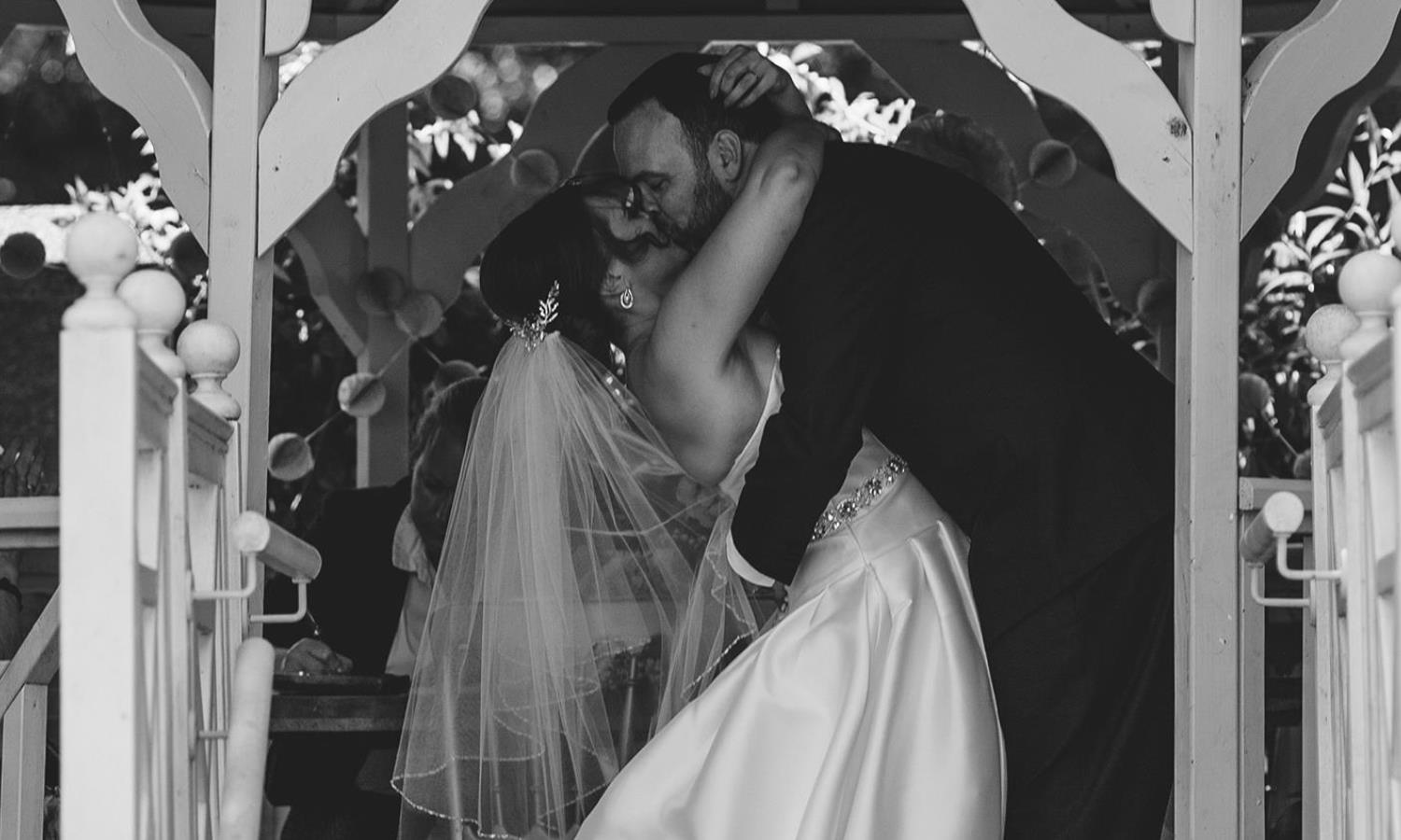 Wedded couple in a corridor