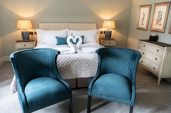 Two Night Sip, Dine and Stay